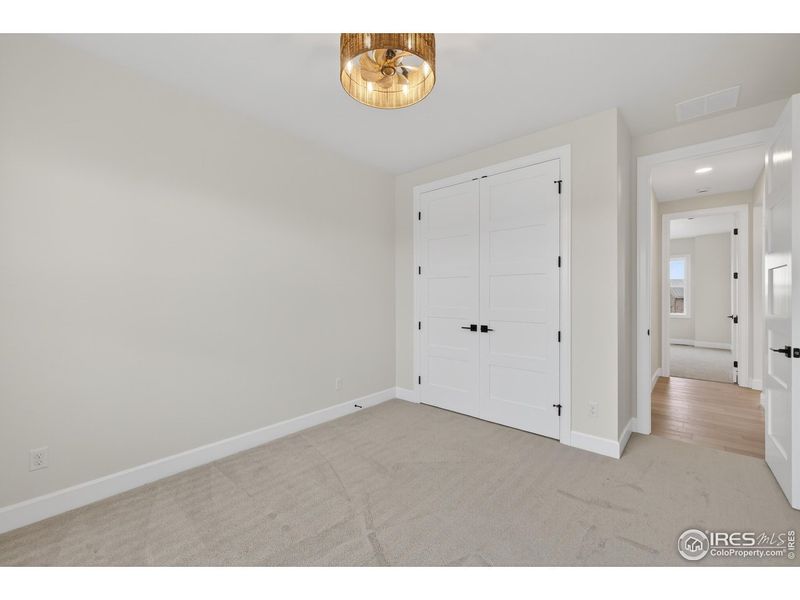 Spacious, unfurnished interior of a new home in , Severance (Image 22).