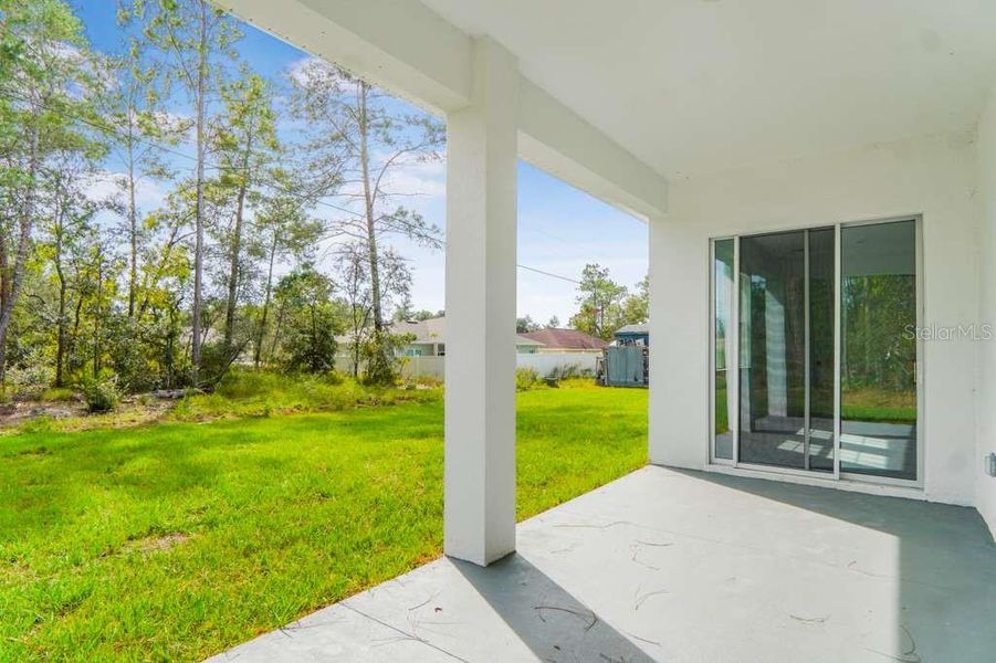 Exterior details and patio area of a home in , Ocala (Image 3).