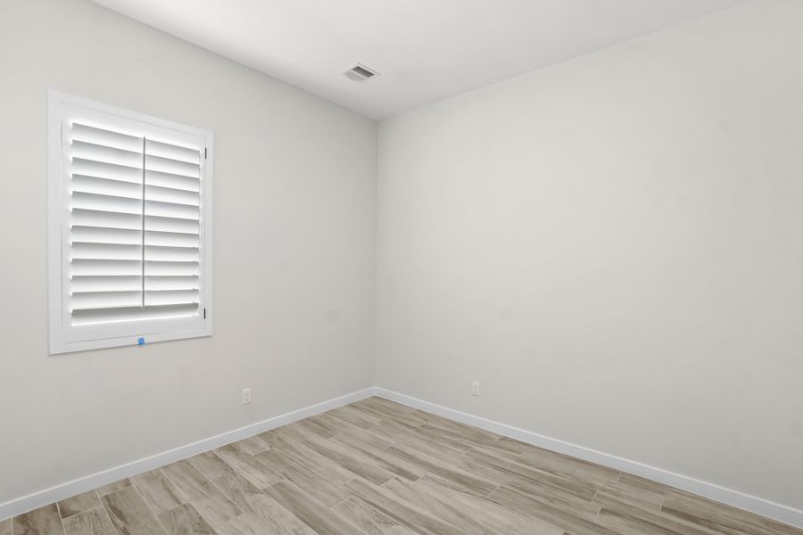 Representative unfurnished interior of a home built from the Cap Rock by LEH. Homes in Tierra Del Este 91, El Paso (Image 29).