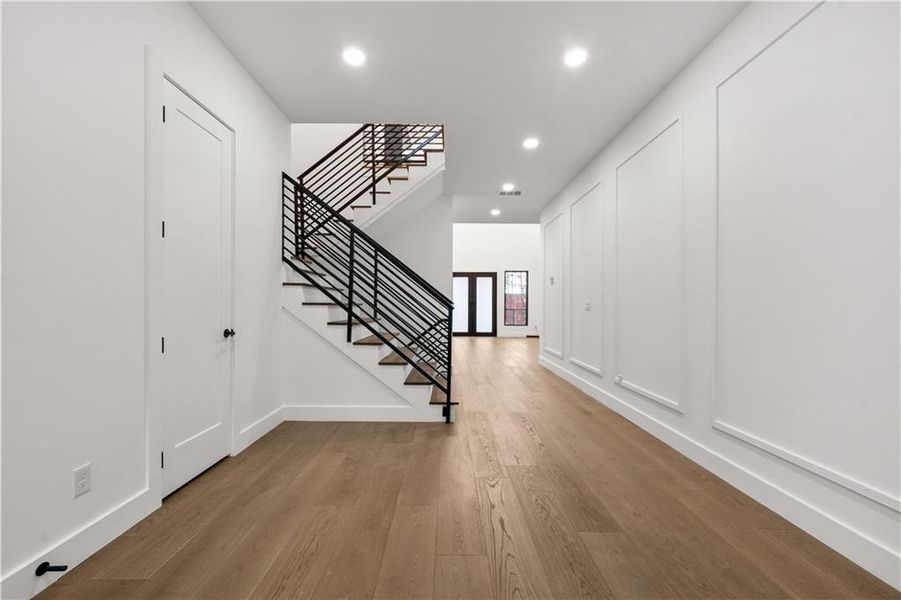 Spacious, unfurnished interior of a new home in , Atlanta (Image 42). Spacious, unfurnished interior of a new home in , Atlanta (Image 42).
