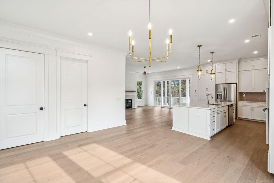 Spacious, unfurnished interior of a new home in , Mount Pleasant (Image 27).