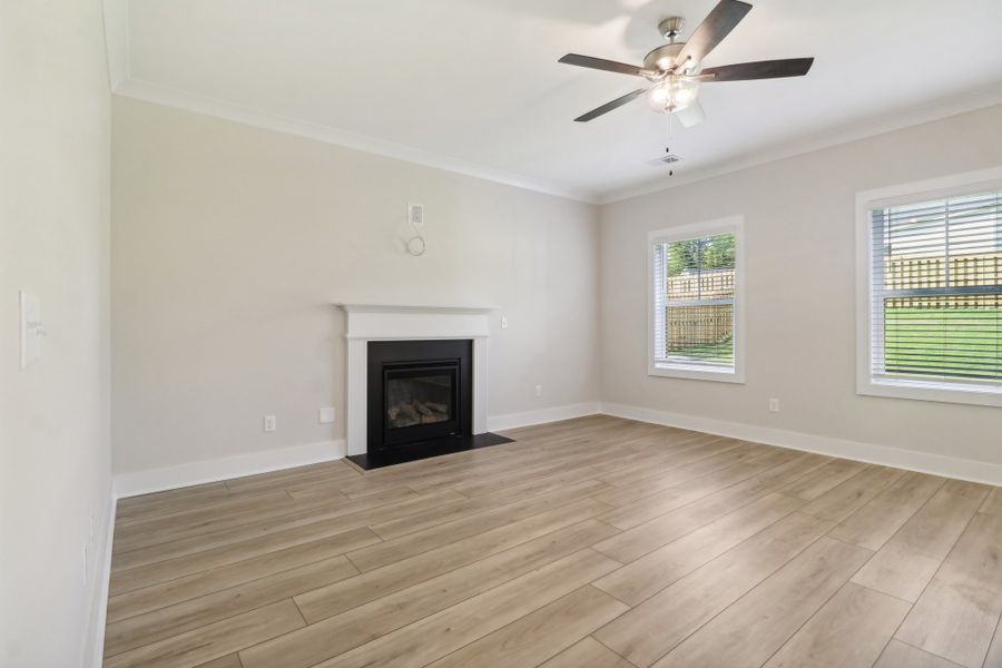 Representative unfurnished interior of a home built from the Sonoma II by Great Southern Homes in Edwards Ridge, Central (Image 14).