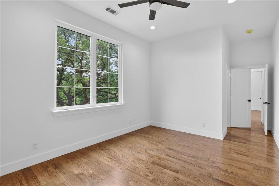 Spacious, unfurnished interior of a new home in , Dallas (Image 21).
