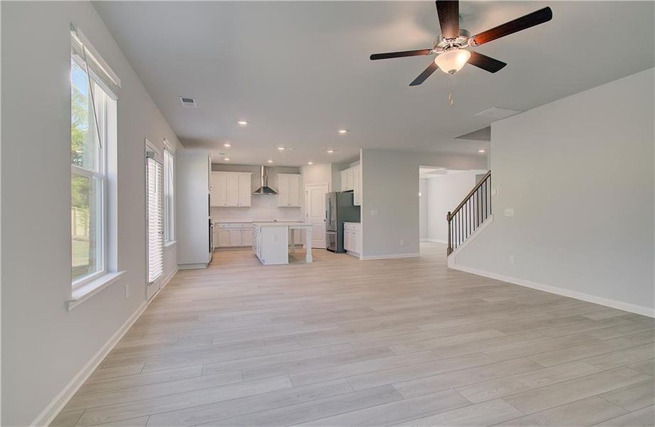 Spacious, unfurnished interior of a new home in Bowers Farm, McDonough (Image 23).