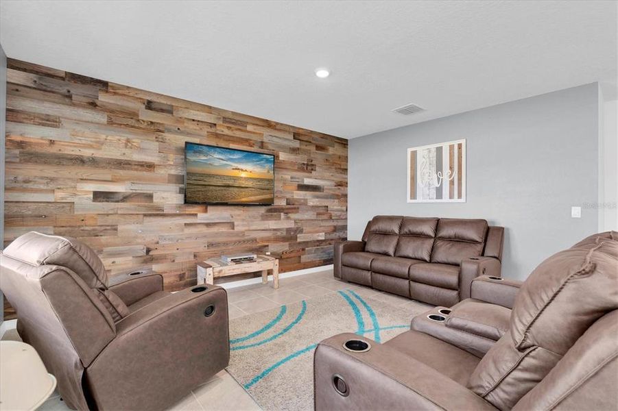 Furnished interior view inside a new home in , Wesley Chapel (Image 5).