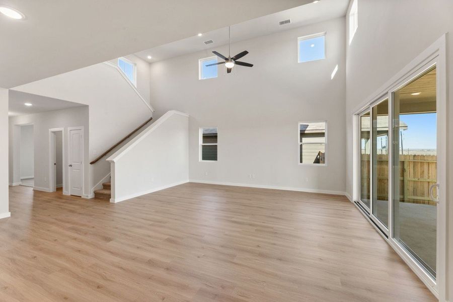 Representative unfurnished interior of a home built from the Poinsettia by Hakes Brothers in Veranda Signature, San Antonio (Image 10). Representative unfurnished interior of a home built from the Poinsettia by Hakes Brothers in Veranda Signature, San Antonio (Image 10).