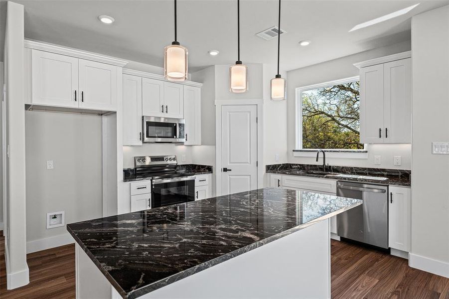 Furnished interior view inside a new home in , Granbury (Image 8).