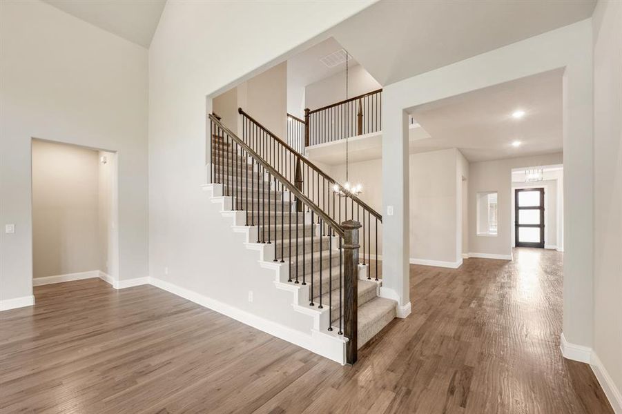 Spacious, unfurnished interior of a new home in Triple Diamond Ranch, Mansfield (Image 22). Spacious, unfurnished interior of a new home in Triple Diamond Ranch, Mansfield (Image 22).
