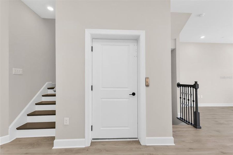 Spacious, unfurnished interior of a new home in , Punta Gorda (Image 40).