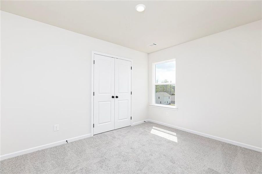 Spacious, unfurnished interior of a new home in Lake Preserve at Jackson Trail, Jefferson (Image 10). Spacious, unfurnished interior of a new home in Lake Preserve at Jackson Trail, Jefferson (Image 10).
