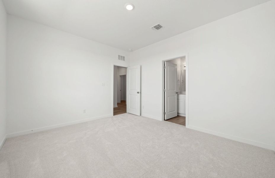 Spacious, unfurnished interior of a new home in Alto, San Marcos (Image 21). Spacious, unfurnished interior of a new home in Alto, San Marcos (Image 21).