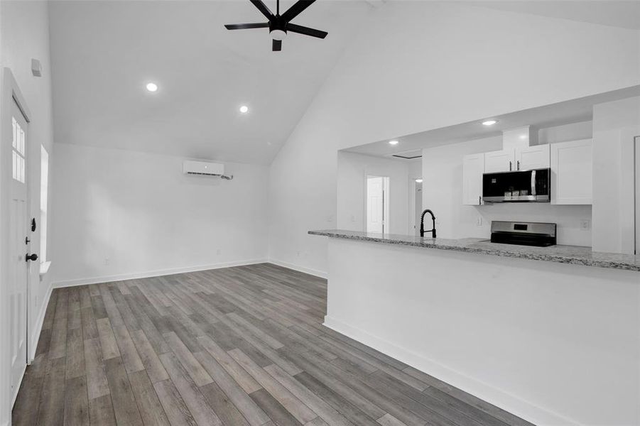 Spacious, unfurnished interior of a new home in , Flint (Image 9).