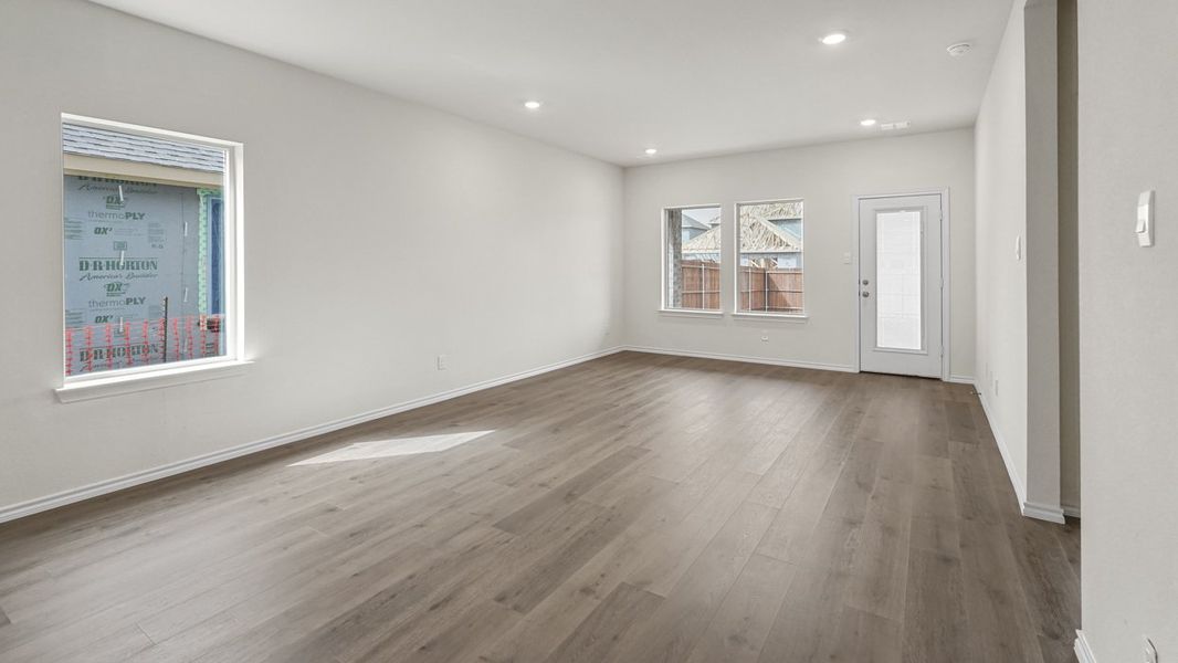 Spacious, unfurnished interior of a new home in Wildcat Ranch, Crandall (Image 30). Spacious, unfurnished interior of a new home in Wildcat Ranch, Crandall (Image 30).