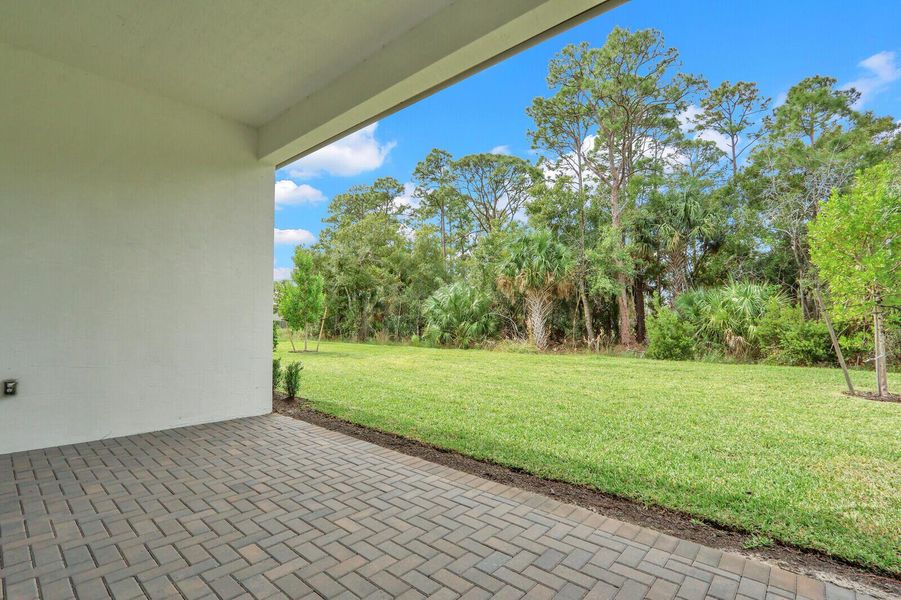Exterior details and patio area of a home in Cove Royale, Stuart (Image 21).