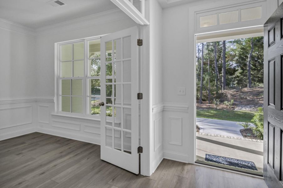 Spacious, unfurnished interior of a new home in Lake Carolina Townhomes, Columbia (Image 23).