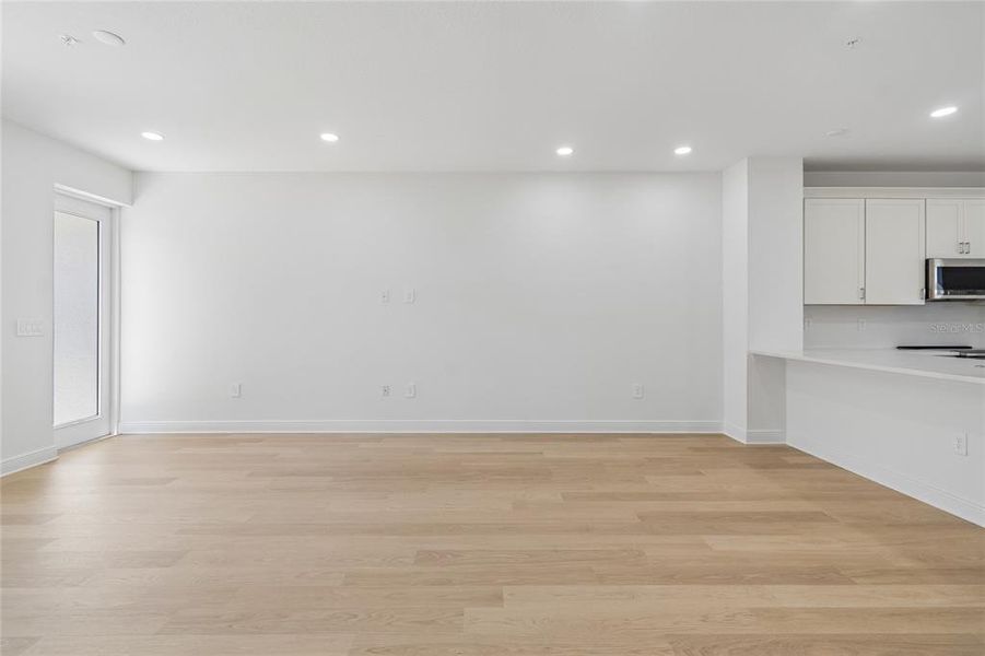 Spacious, unfurnished interior of a new home in Palmera at Wellen Park, North Port (Image 11).