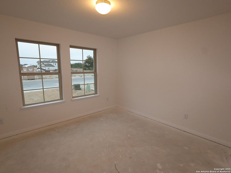 Image 25 of a home in Cinco Lakes. Image 25 of a home in Cinco Lakes.