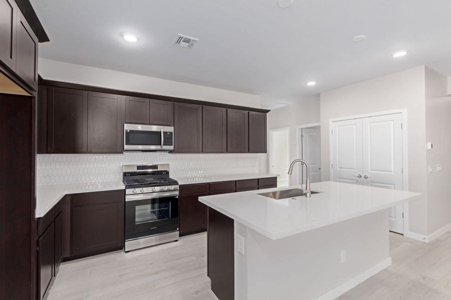 Furnished interior view inside a new home in Sunrise, Surprise (Image 8).