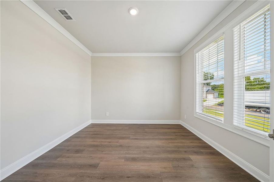 Spacious, unfurnished interior of a new home in River Pointe, Monroe (Image 42).