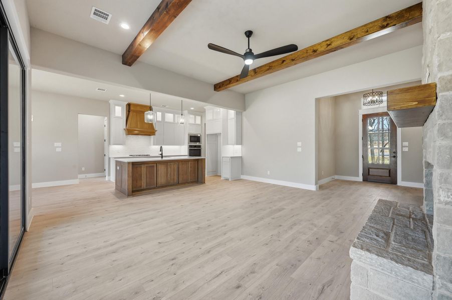 Spacious, unfurnished interior of a new home in Escondido Ranches, Poolville (Image 21). Spacious, unfurnished interior of a new home in Escondido Ranches, Poolville (Image 21).