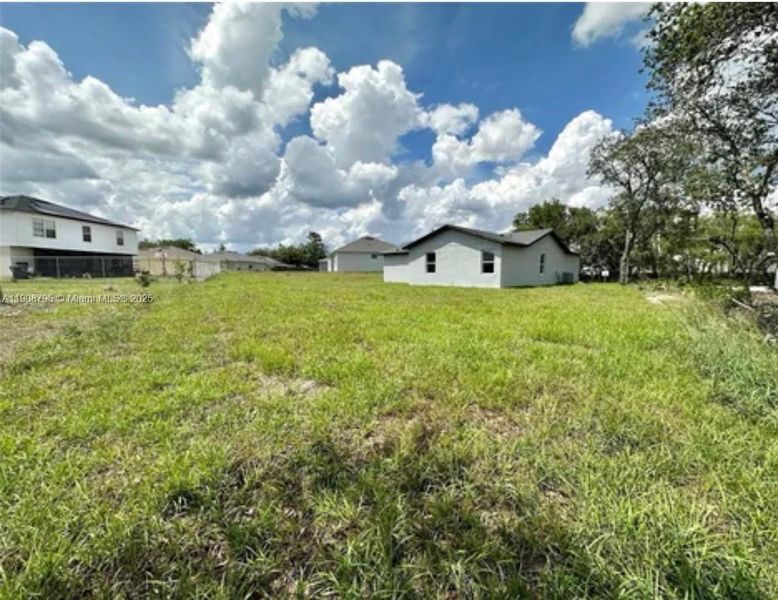 Natural landscape and outdoor views near in Poinciana (Image 17). Natural landscape and outdoor views near in Poinciana (Image 17).