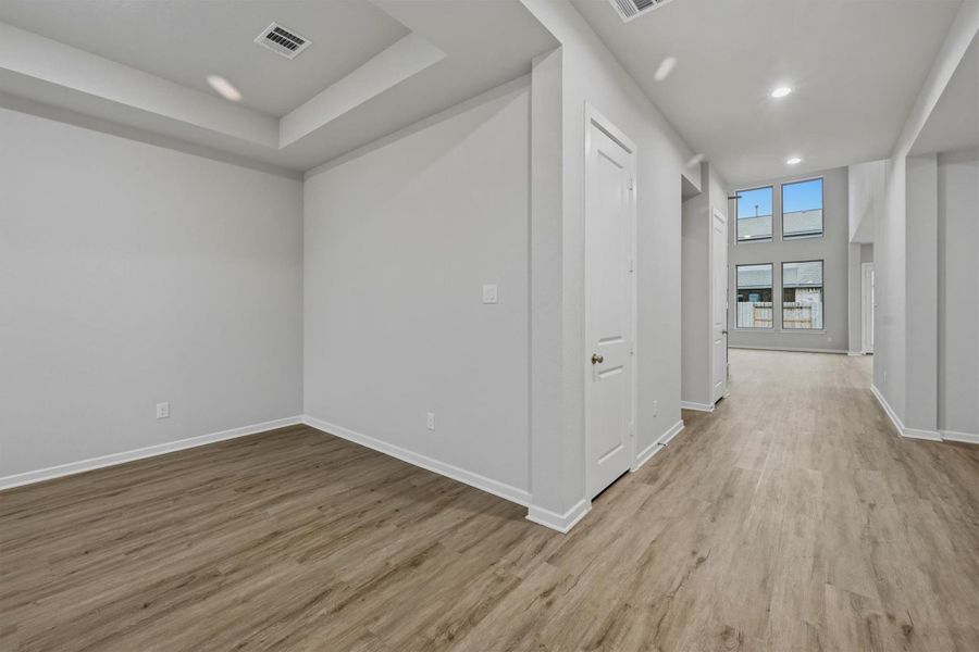 Spacious, unfurnished interior of a new home in Canterra Creek  60', Iowa Colony (Image 42).