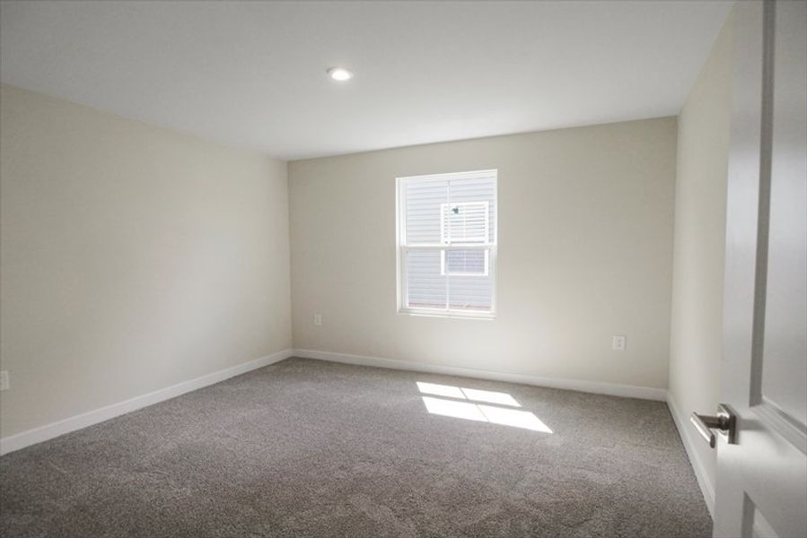 Spacious, unfurnished interior of a new home in Claiborne Ridge, Landrum (Image 16). Spacious, unfurnished interior of a new home in Claiborne Ridge, Landrum (Image 16).