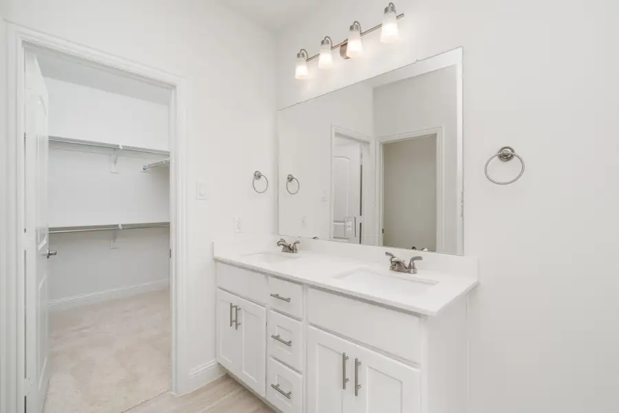 Furnished interior view inside a new home in Reunion, Rhome (Image 11).