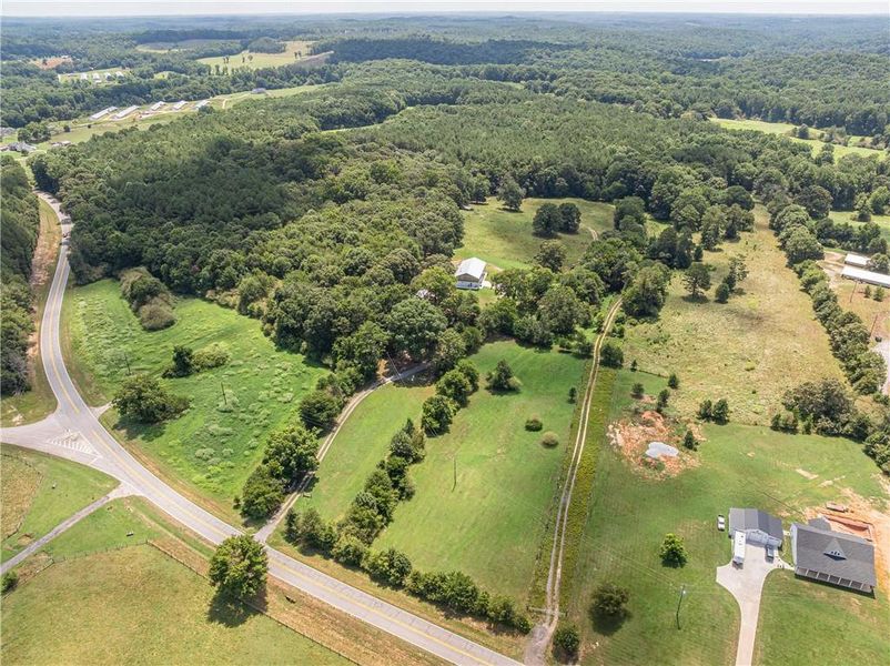 Natural landscape and outdoor views near in Gillsville (Image 44). Natural landscape and outdoor views near in Gillsville (Image 44).