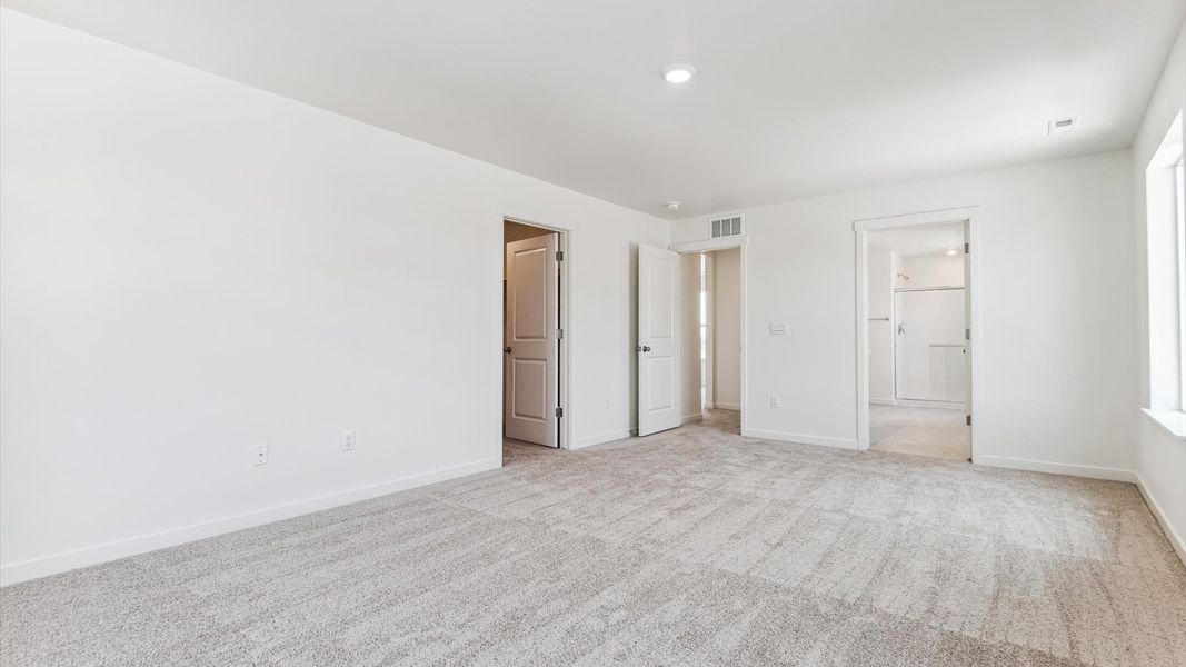 Spacious, unfurnished interior of a new home in Brighton Crossing, Brighton (Image 16).