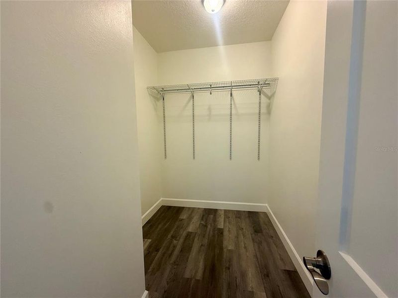 Spacious, unfurnished interior of a new home in , Williston (Image 21).