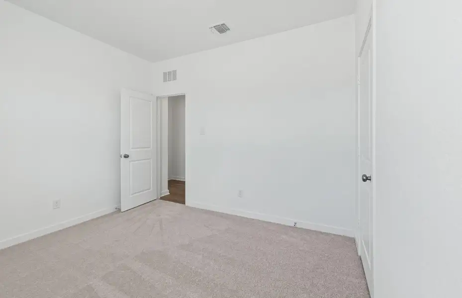 Spacious, unfurnished interior of a new home in County View, Temple (Image 13). Spacious, unfurnished interior of a new home in County View, Temple (Image 13).