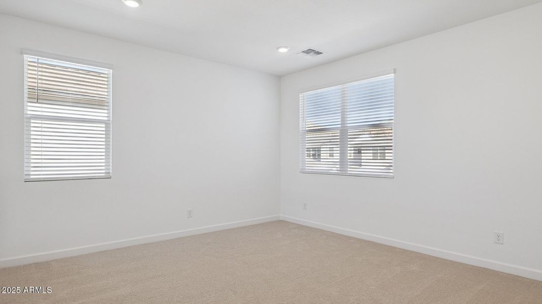 3985_Phoenician_Lot 2078_Aloravita_Peori