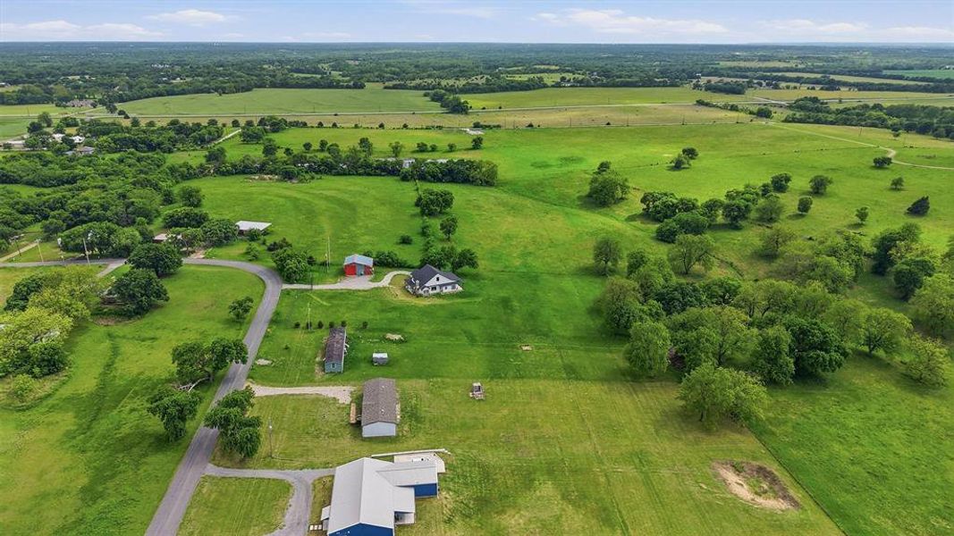Natural landscape and outdoor views near  in Whitewright (Image 29).