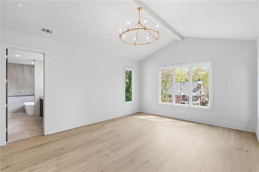 Spacious, unfurnished interior of a new home in , Atlanta (Image 41).