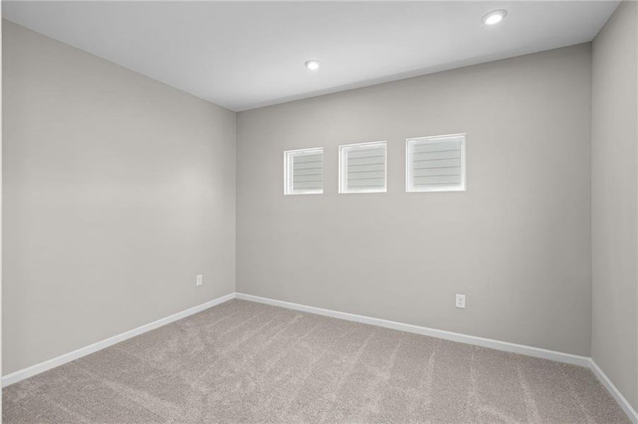 Spacious, unfurnished interior of a new home in Twin Lakes, Hoschton (Image 37).