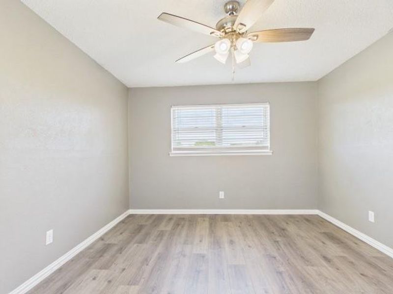 Spacious, unfurnished interior of a new home in , Athens (Image 29).