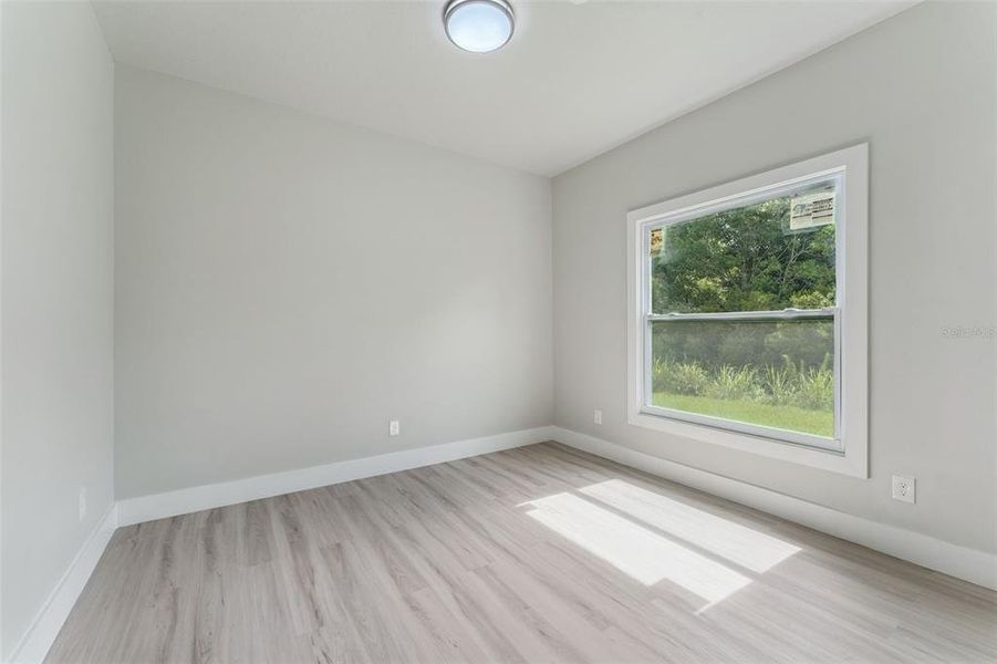 Spacious, unfurnished interior of a new home in , Orlando (Image 21).