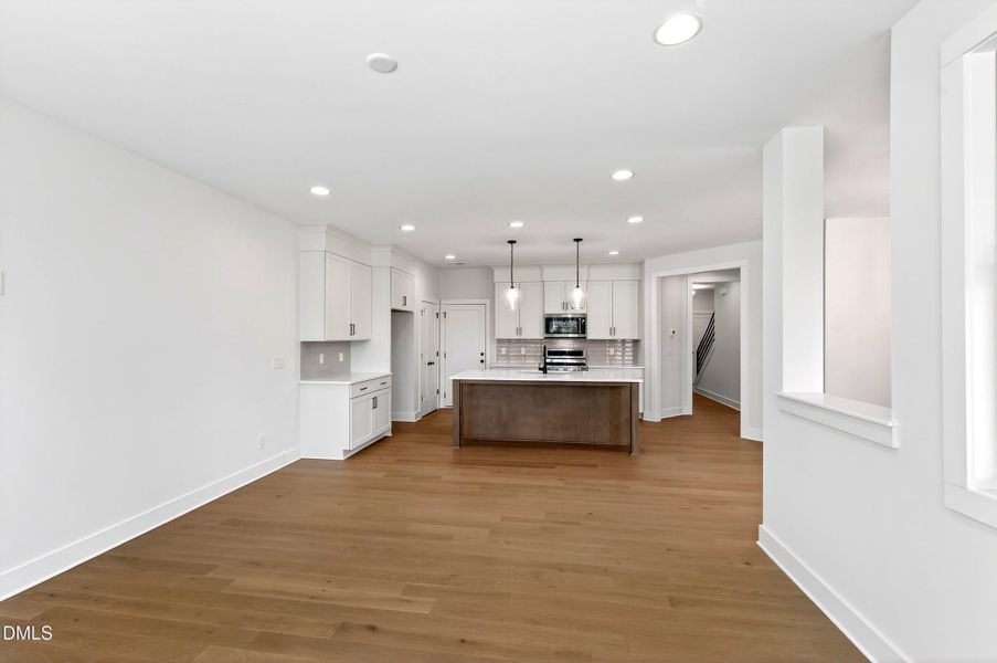 978 Helix (21) 978 Helix (21)