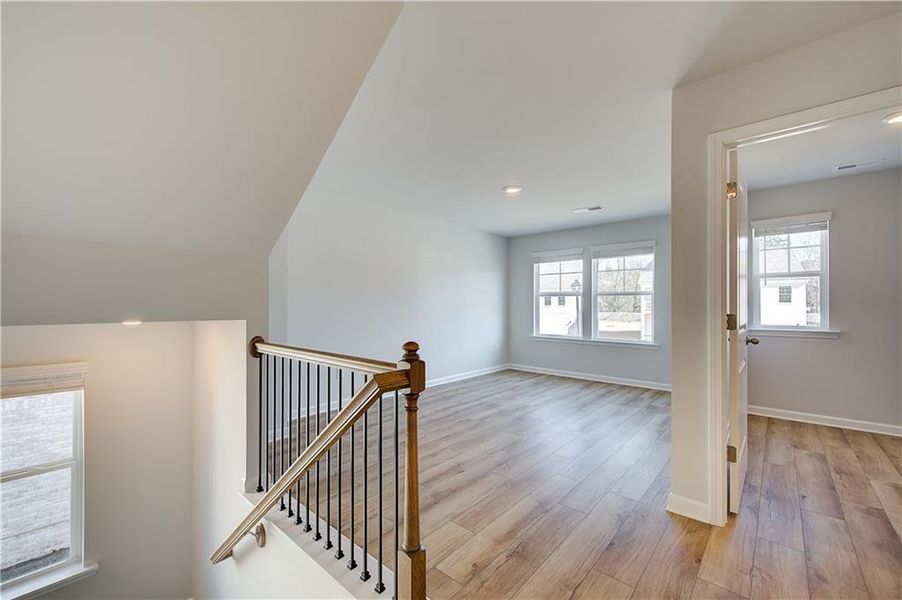 Spacious, unfurnished interior of a new home in Burchwood, Stockbridge (Image 18).