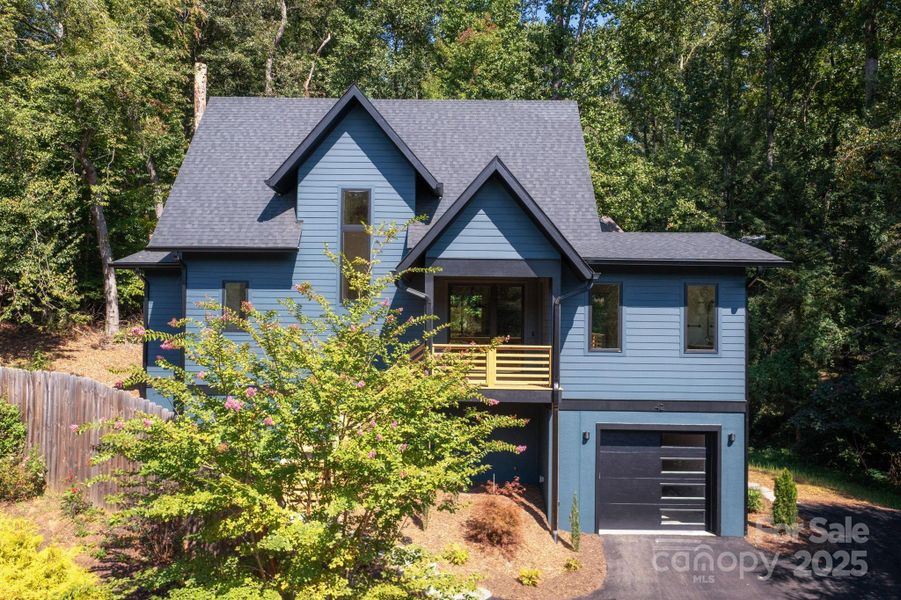 Modern Arts and Crafts Design + Garage Modern Arts and Crafts Design + Garage