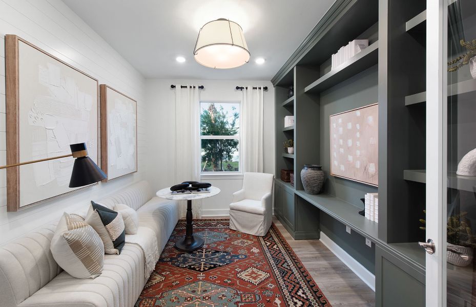 Representative furnished interior of a home built from the Mystique Grande by Del Webb in Del Webb Naples, Ave Maria (Image 18).