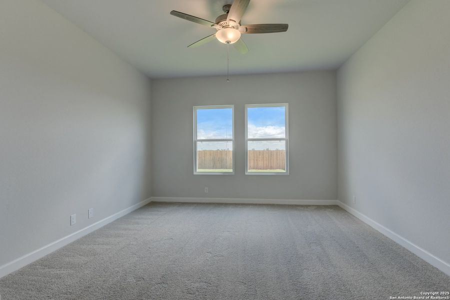 Spacious, unfurnished interior of a new home in Cordova Trails, Seguin (Image 13).