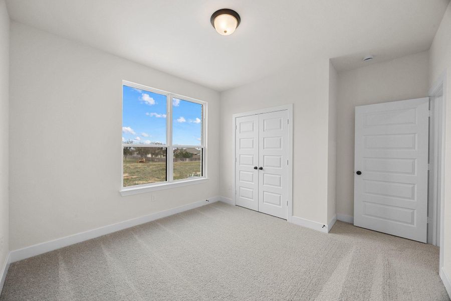 Spacious, unfurnished interior of a new home in Parmer Ranch - 40', Georgetown (Image 26). Spacious, unfurnished interior of a new home in Parmer Ranch - 40', Georgetown (Image 26).