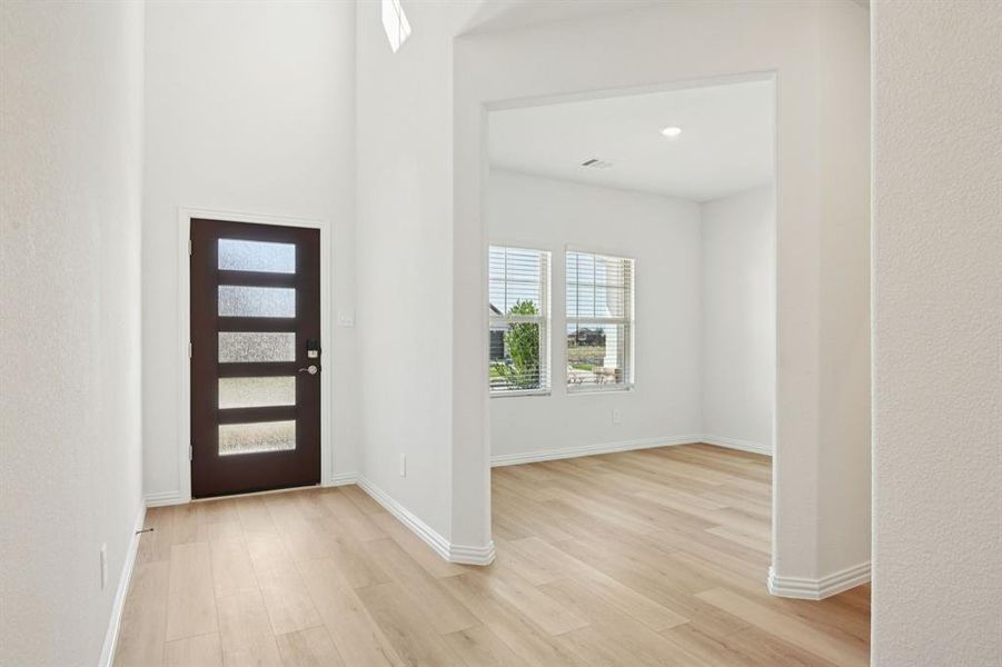 Photo is not of the actual home, but is an inspirational photo of builder’s model home and may depict options, furnishings, and/or decorator features that are not included.