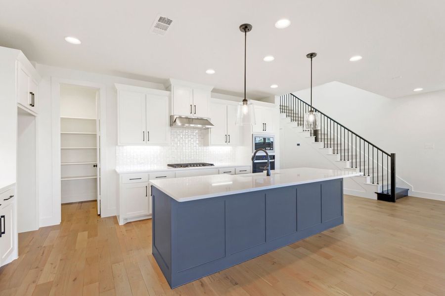 3305 Jazil - Kitchen 3305 Jazil - Kitchen