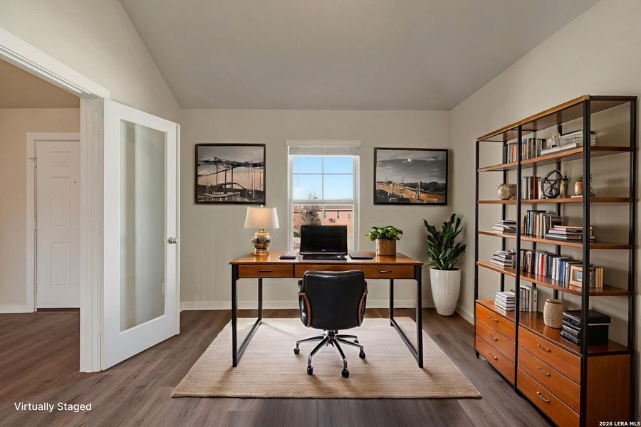 Furnished interior view inside a new home in Winding Brook, San Antonio (Image 9). Furnished interior view inside a new home in Winding Brook, San Antonio (Image 9).