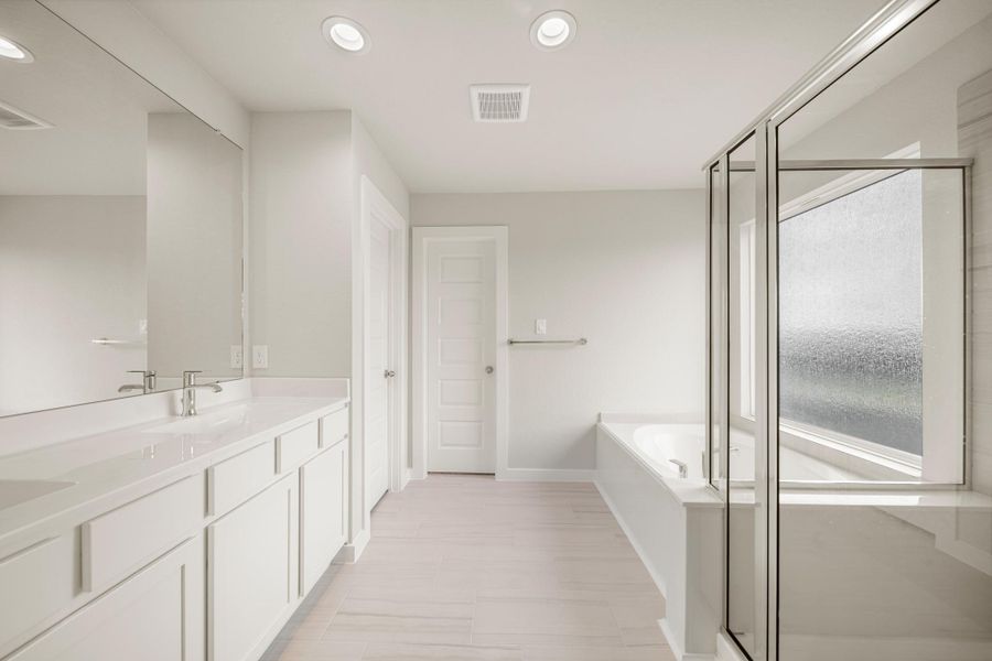 Image 19 of a home in Grand Oaks Village. Image 19 of a home in Grand Oaks Village.