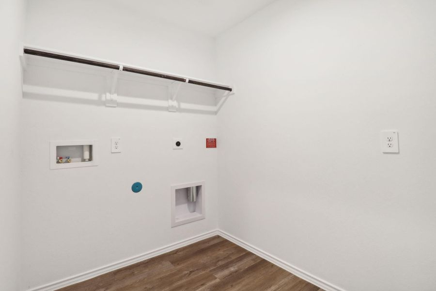 Spacious, unfurnished interior of a new home in Grand Pines, Magnolia (Image 10).