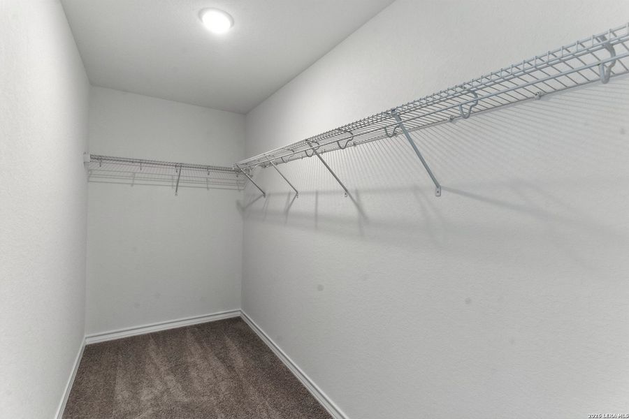 Spacious, unfurnished interior of a new home in Horizon Ridge, San Antonio (Image 26).